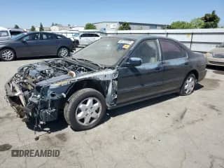 1996 Honda Accord EX z VIN 1HGCE6674TA021343, wystawiony jako Copart lot #66773205 z przebiegiem 191 837 mil mil oraz Szkoda całkowita • Salvage title. Historia ofert i sprzedaży dostępna na DreamBid. Obrazek 1.