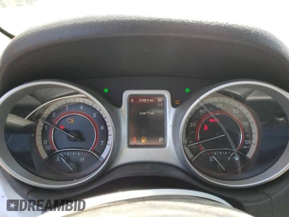2014 Dodge Journey SXT with VIN 3C4PDCBGXET281359, listed as a Copart auction lot 67804935 with 214,916 mi miles and Clean title. Bid and sale history available at DreamBid. Image 9.