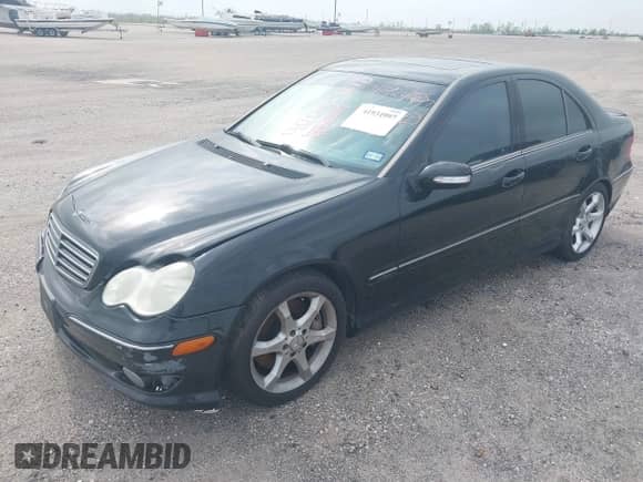2007 Mercedes-Benz C 230 Sport with VIN WDBRF52H17F905780, listed as a IAAI auction lot 41934997 with 201,961 mi miles and . Bid and sale history available at DreamBid. Image 2.