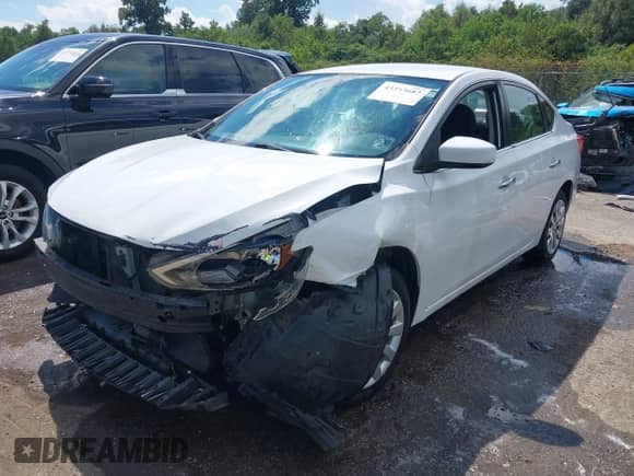 2019 Nissan Sentra S z VIN 3N1AB7AP9KY374301, wystawiony jako IAAI lot #43353687 z przebiegiem 34 137 mil mil oraz . Historia ofert i sprzedaży dostępna na DreamBid. Obrazek 2.