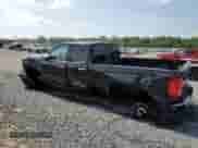2018 Chevrolet Silverado 1500 LTZ z VIN 1GCVKSEC0JZ146829, wystawiony jako Copart lot #61158095 z przebiegiem 115 441 mil mil oraz Szkoda całkowita • Salvage title. Historia ofert i sprzedaży dostępna na DreamBid. Obrazek 2.