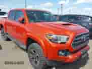 2016 Toyota Tacoma SR5 z VIN 5TFAZ5CN9GX013992, wystawiony jako IAAI lot #42788699 z przebiegiem 120 443 mil mil oraz . Historia ofert i sprzedaży dostępna na DreamBid. Obrazek 1.