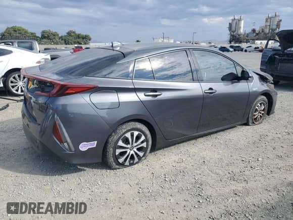 2020 Toyota Prius LE with VIN JTDKARFP6L3122203, listed as a Copart auction lot 85944045 with 98,896 mi miles and Salvage title. Bid and sale history available at DreamBid. Image 3.