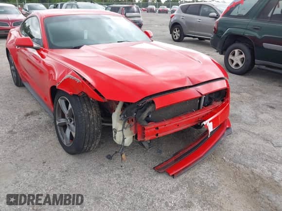 2015 Ford Mustang V6 с VIN 1FA6P8AM2F5369627, выставлен на аукционе IAAI как лот 43591264 с пробегом 158 113 миль миль и . История ставок и продаж доступна на DreamBid. Изображение 6.