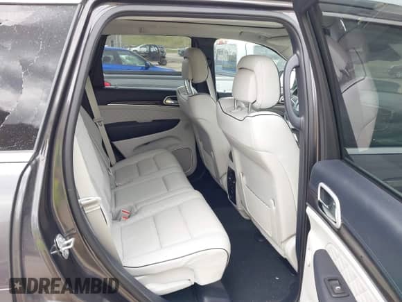 2020 Jeep Grand Cherokee Summit с VIN 1C4RJFJT2LC408499, выставлен на аукционе IAAI как лот 41854021 с пробегом 78 189 миль миль и . История ставок и продаж доступна на DreamBid. Изображение 8.