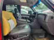 2007 Chevrolet Silverado 2500HD LT3 z VIN 1GCHK23D57F158817, wystawiony jako Copart lot #63444445 z przebiegiem Nie podano mil oraz Szkoda całkowita • Salvage title. Historia ofert i sprzedaży dostępna na DreamBid. Obrazek 7.