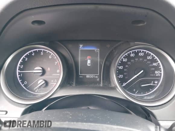 2021 Toyota Camry SE Nightshade z VIN 4T1G11AK8MU585082, wystawiony jako IAAI lot #43245347 z przebiegiem 88 301 mil mil oraz . Historia ofert i sprzedaży dostępna na DreamBid. Obrazek 7.