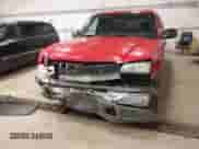2004 Chevrolet Silverado 1500 Work Truck z VIN 1GCEK14VX4Z338230, wystawiony jako IAAI lot #41947094 z przebiegiem 182 732 mil mil oraz . Historia ofert i sprzedaży dostępna na DreamBid. Obrazek 12.