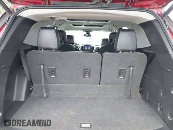 2018 Chevrolet Traverse LT with VIN 1GNERHKW1JJ116144, listed as a IAAI auction lot 43212606 with 121,318 mi miles and . Bid and sale history available at DreamBid. Image 17.