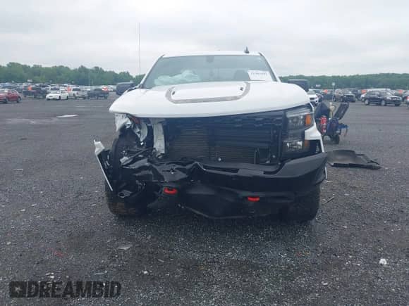2022 Chevrolet Silverado 1500 Custom Trail Boss z VIN 3GCPYCEL6NG108492, wystawiony jako IAAI lot #42362191 z przebiegiem 46 701 mil mil oraz . Historia ofert i sprzedaży dostępna na DreamBid. Obrazek 12.
