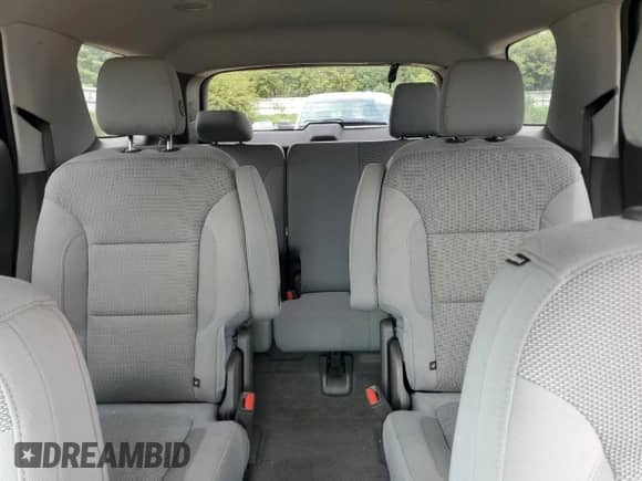 2018 Chevrolet Traverse LT Cloth с VIN 1GNEVGKW6JJ266255, выставлен на аукционе Copart как лот 81803315 с пробегом 210 248 миль миль и Чистый • Clean title. История ставок и продаж доступна на DreamBid. Изображение 10.