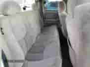 2003 Chevrolet Silverado 1500 LS z VIN 1GCEC19TX3E193040, wystawiony jako Copart lot #80054564 z przebiegiem 304 001 mil mil oraz Czysty tytuł • Clean title. Historia ofert i sprzedaży dostępna na DreamBid. Obrazek 10.