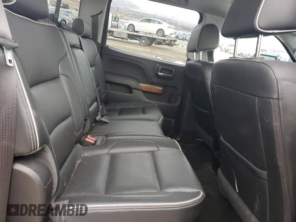 2018 Chevrolet Silverado 3500HD High Country с VIN 1GC4K1EY7JF108484, выставлен на аукционе Copart как лот 87854835 с пробегом 88 518 миль миль и Списание • Salvage title. История ставок и продаж доступна на DreamBid. Изображение 10.