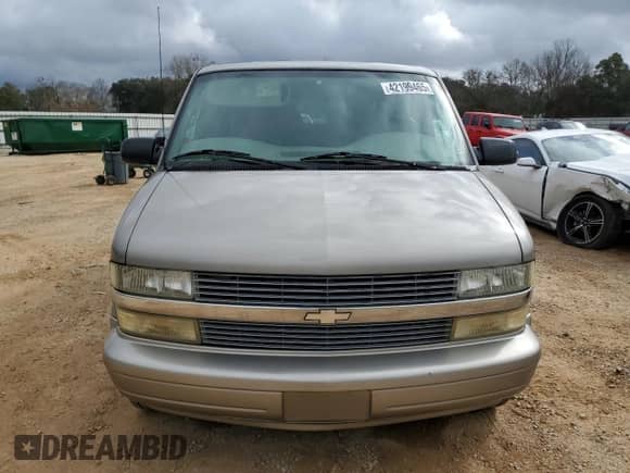 2004 Chevrolet Astro with VIN 1GNEL19X94B101915, listed as a Copart auction lot 42199465 with 55,699 mi miles and Salvage title. Bid and sale history available at DreamBid. Image 5.