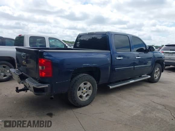 2011 Chevrolet Silverado 1500 LT с VIN 3GCPCSEA5BG151059, выставлен на аукционе IAAI как лот 42610555 с пробегом 234 589 миль миль и . История ставок и продаж доступна на DreamBid. Изображение 13.