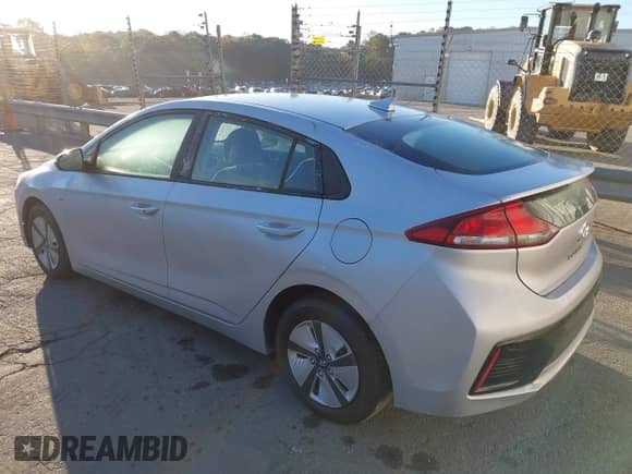 2019 Hyundai Ioniq Blue с VIN KMHC65LC8KU155921, выставлен на аукционе IAAI как лот 43509288 с пробегом 79 212 миль миль и . История ставок и продаж доступна на DreamBid. Изображение 3.