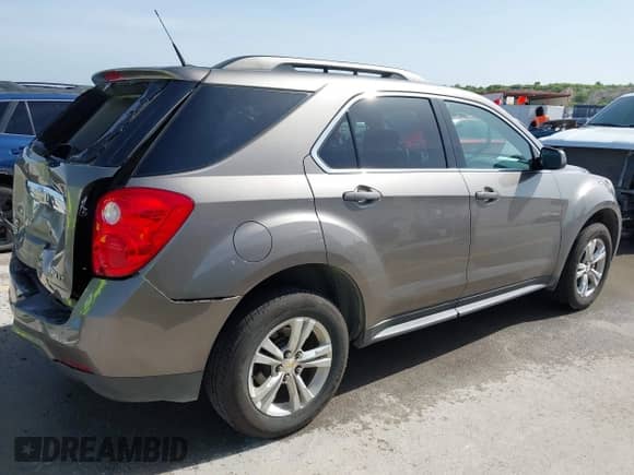 2011 Chevrolet Equinox 2LT with VIN 2CNALPEC6B6306438, listed as a IAAI auction lot 42747253 with 89,880 mi miles and . Bid and sale history available at DreamBid. Image 4.