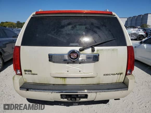 2009 Cadillac Escalade z VIN 1GYFC36249R171039, wystawiony jako Copart lot #41467275 z przebiegiem 150 248 mil mil oraz Czysty tytuł • Clean title. Historia ofert i sprzedaży dostępna na DreamBid. Obrazek 6.