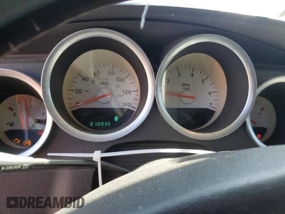 2007 Dodge Magnum with VIN 2D4FV47V47H735075, listed as a Copart auction lot 48998215 with 212,036 mi miles and Salvage title. Bid and sale history available at DreamBid. Image 9.
