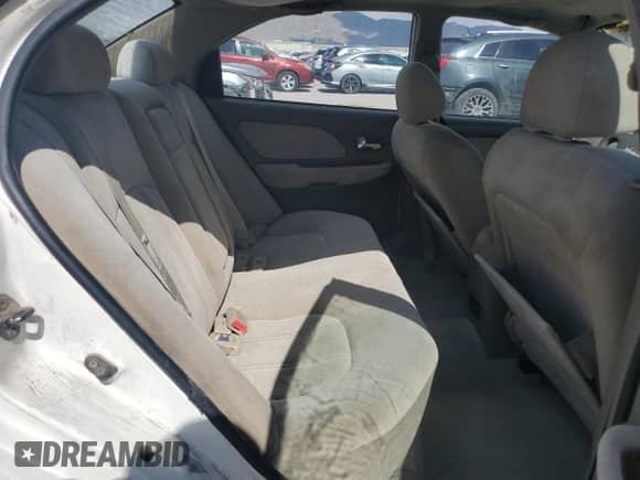 2003 Hyundai Sonata GLS z VIN KMHWF35H53A875187, wystawiony jako Copart lot #56355275 z przebiegiem 203 175 mil mil oraz Szkoda całkowita • Salvage title. Historia ofert i sprzedaży dostępna na DreamBid. Obrazek 10.