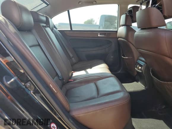 2012 Hyundai Genesis 3.8L с VIN KMHGC4DD3CU152650, выставлен на аукционе Copart как лот 69176895 с пробегом 138 658 миль миль и Списание • Salvage title. История ставок и продаж доступна на DreamBid. Изображение 10.
