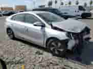 2017 Hyundai Ioniq SEL с VIN KMHC75LC8HU049197, выставлен на аукционе Copart как лот 70385475 с пробегом 89 894 миль миль и Чистый • Clean title. История ставок и продаж доступна на DreamBid. Изображение 4.