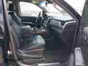 2016 Chevrolet Suburban LT с VIN 1GNSCHKC9GR286126, выставлен на аукционе IAAI как лот 43171287 с пробегом 130 915 миль миль и . История ставок и продаж доступна на DreamBid. Изображение 5.