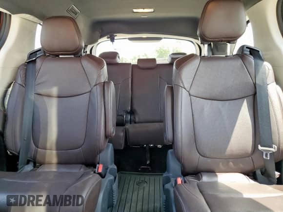 2022 Toyota Sienna Platinum с VIN 5TDERKEC8NS122894, выставлен на аукционе Copart как лот 58448855 с пробегом 83 527 миль миль и Списание • Salvage title. История ставок и продаж доступна на DreamBid. Изображение 10.