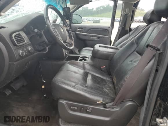 2011 Chevrolet Avalanche LT с VIN 3GNTKFE32BG403416, выставлен на аукционе Copart как лот 66210815 с пробегом 194 931 миль миль и На запчасти • Non repairable. История ставок и продаж доступна на DreamBid. Изображение 7.