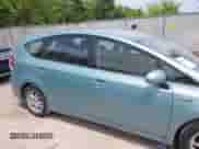 2015 Toyota Prius Two z VIN JTDZN3EU5FJ025596, wystawiony jako IAAI lot #42481144 z przebiegiem 120 939 mil mil oraz . Historia ofert i sprzedaży dostępna na DreamBid. Obrazek 13.