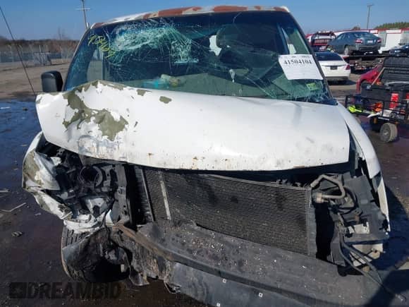 2003 Chevrolet Express Cargo with VIN 1GCFG25T731220111, listed as a IAAI auction lot 41504104 with Not provided miles and . Bid and sale history available at DreamBid. Image 11.