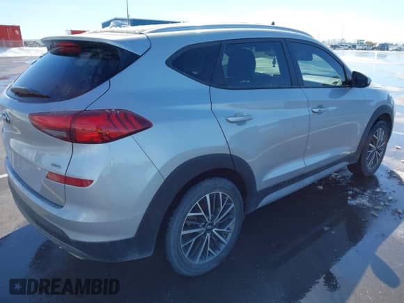 2021 Hyundai Tucson SEL with VIN KM8J3CAL0MU377122, listed as a IAAI auction lot 41808833 with 68,274 mi miles and . Bid and sale history available at DreamBid. Image 4.