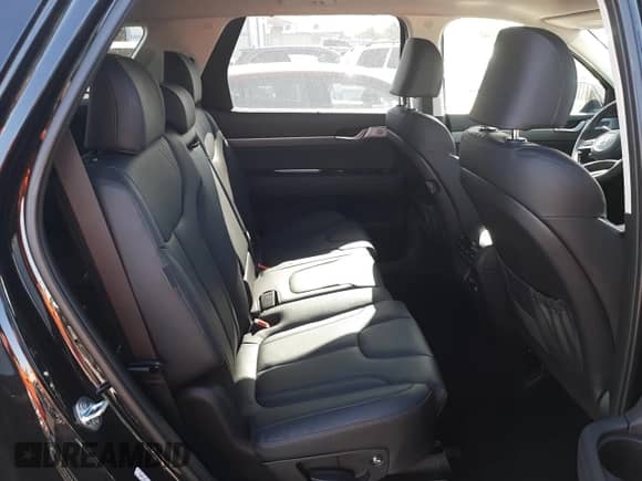 2023 Hyundai Palisade SEL с VIN KM8R44GE9PU504095, выставлен на аукционе Copart как лот 48652793 с пробегом 12 703 миль миль и . История ставок и продаж доступна на DreamBid. Изображение 11.