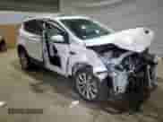 2017 Ford Escape Titanium с VIN 1FMCU9JD1HUD63642, выставлен на аукционе Copart как лот 71541355 с пробегом Не указан миль и Списание • Salvage title. История ставок и продаж доступна на DreamBid. Изображение 4.