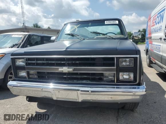 1986 Chevrolet Silverado 1500 с VIN 1GCDC14H4GF395709, выставлен на аукционе Copart как лот 63965905 с пробегом 13 358 миль миль и Чистый • Clean title. История ставок и продаж доступна на DreamBid. Изображение 5.