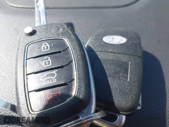 2016 Hyundai Tucson Sport with VIN KM8J33A2XGU107780, listed as a IAAI auction lot 43508838 with 113,030 mi miles and . Bid and sale history available at DreamBid. Image 11.