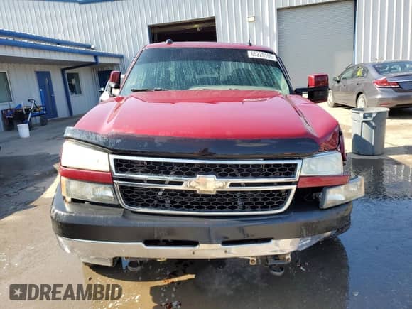 2006 Chevrolet Silverado 3500 SRW с VIN 1GCHK33246F100006, выставлен на аукционе Copart как лот 69655675 с пробегом 251 526 миль миль и Списание • Salvage title. История ставок и продаж доступна на DreamBid. Изображение 5.