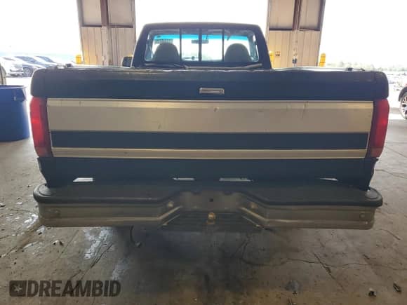 1995 Ford F-150 z VIN 1FTEF15N0SNB67494, wystawiony jako Copart lot #71704725 z przebiegiem 163 148 mil mil oraz Szkoda całkowita • Salvage title. Historia ofert i sprzedaży dostępna na DreamBid. Obrazek 6.