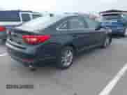 2017 Hyundai Sonata SE с VIN 5NPE24AF5HH521255, выставлен на аукционе IAAI как лот 41298193 с пробегом 145 452 миль миль и . История ставок и продаж доступна на DreamBid. Изображение 4.