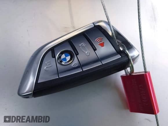 2017 BMW 5 Series 540i с VIN WBAJE5C30HG915083, выставлен на аукционе IAAI как лот 43151716 с пробегом 28 906 миль миль и . История ставок и продаж доступна на DreamBid. Изображение 11.