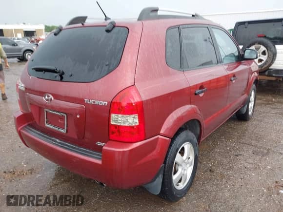 2007 Hyundai Tucson GLS with VIN KM8JM72BX7U574166, listed as a IAAI auction lot 42650732 with 149,364 mi miles and . Bid and sale history available at DreamBid. Image 4.