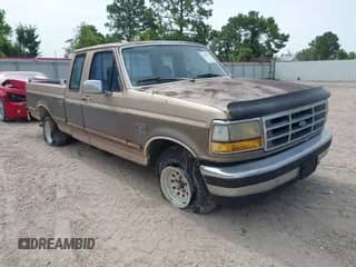 1993 Ford F-150 с VIN 1FTEX15N7PKA64692, выставлен на аукционе IAAI как лот 42642325 с пробегом Не указан миль и . История ставок и продаж доступна на DreamBid. Изображение 1.