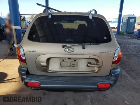 2002 Hyundai Santa Fe GLS с VIN KM8SC13D22U243157, выставлен на аукционе Copart как лот 84350525 с пробегом 185 711 миль миль и Списание • Salvage title. История ставок и продаж доступна на DreamBid. Изображение 6.