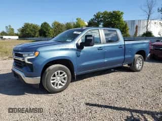 2024 Chevrolet Silverado 1500 LT with VIN 1GCUDDED6RZ361198, listed as a Copart auction lot 71700335 with 40,507 mi miles and Salvage title. Bid and sale history available at DreamBid. Image 1.