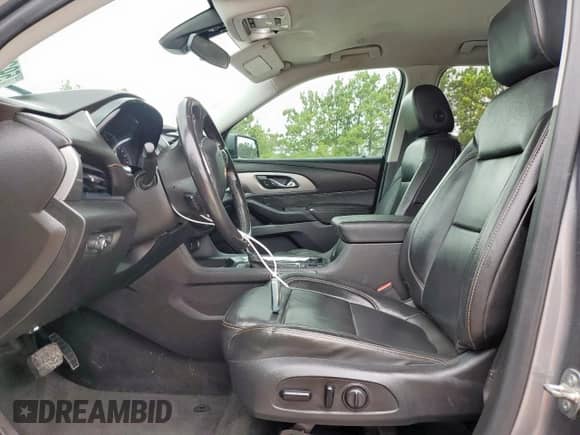 2020 Chevrolet Traverse LT with VIN 1GNERHKW9LJ158354, listed as a Copart auction lot 59314075 with 106,096 mi miles and Salvage title. Bid and sale history available at DreamBid. Image 7.