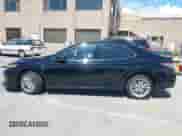 2020 Toyota Camry Hybrid XLE z VIN 4T1F31AK4LU526096, wystawiony jako IAAI lot #42213926 z przebiegiem 102 881 mil mil oraz . Historia ofert i sprzedaży dostępna na DreamBid. Obrazek 15.