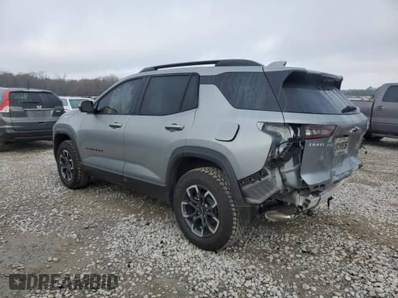 2025 Chevrolet Equinox FWD ACTIV с VIN 3GNAXKEGXSL133718, выставлен на аукционе Copart как лот 85166944 с пробегом 1 078 миль миль и Списание • Salvage title. История ставок и продаж доступна на DreamBid. Изображение 2.
