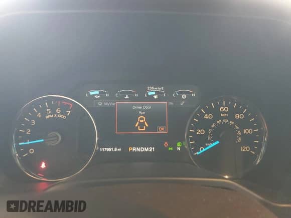 2015 Ford F-150 XLT с VIN 1FTEW1EF0FFC30361, выставлен на аукционе Copart как лот 82747225 с пробегом 117 951 миль миль и Списание • Salvage title. История ставок и продаж доступна на DreamBid. Изображение 9.