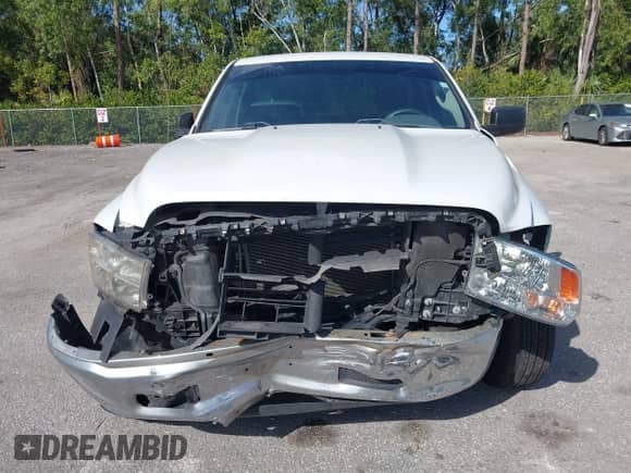 2019 Ram 1500 Tradesman with VIN 3C6JR6DT1KG546748, listed as a IAAI auction lot 41478969 with 53,139 mi miles and . Bid and sale history available at DreamBid. Image 6.