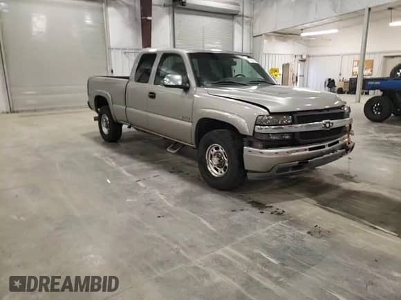 1999 Chevrolet Silverado 2500 LS с VIN 1GCGK29U5XE212688, выставлен на аукционе Copart как лот 51125315 с пробегом 155 155 миль миль и Списание • Salvage title. История ставок и продаж доступна на DreamBid. Изображение 11.